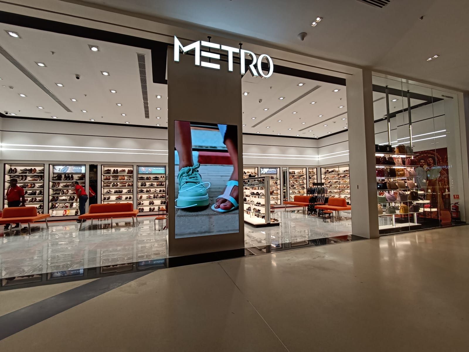 Metro Shoes